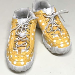 Women’s Fila Athletic shoes - never sold, that was incorrect